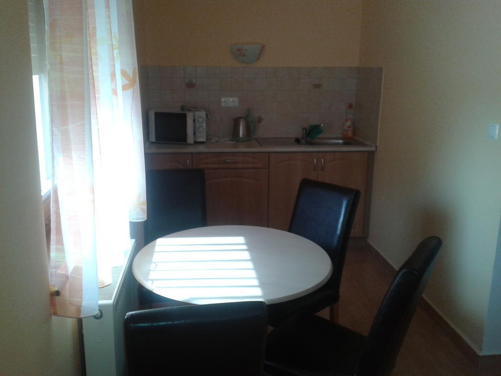 Határmenti Vendégház Zsira Chambre photo