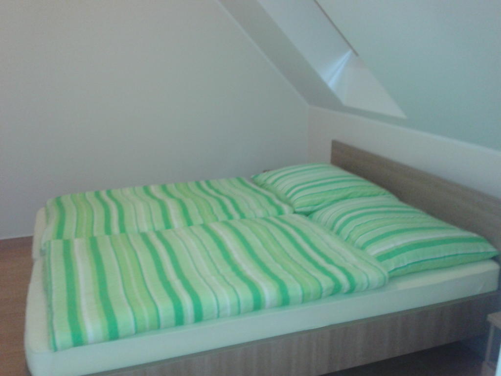 Határmenti Vendégház Zsira Chambre photo