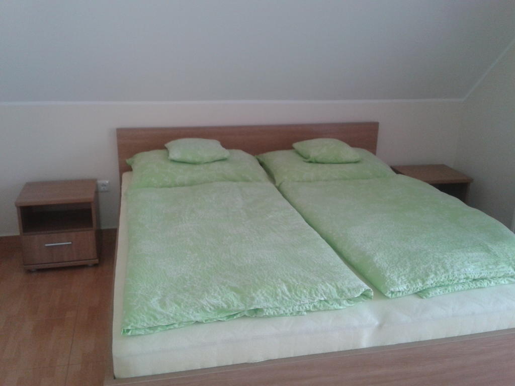 Határmenti Vendégház Zsira Chambre photo