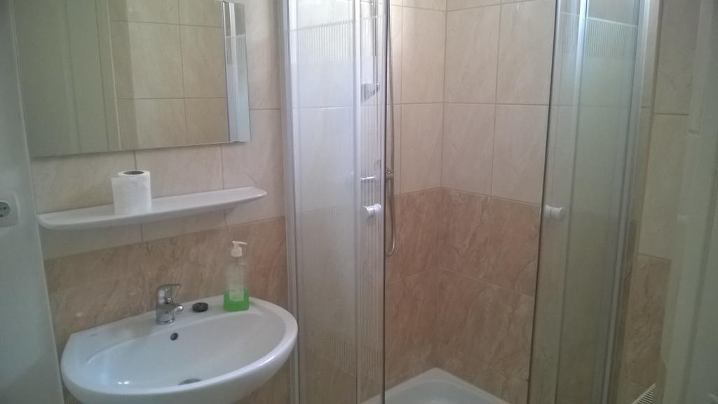 Határmenti Vendégház Zsira Extérieur photo